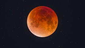 Ce fenomen astronomic va avea loc în 2025? În ce zi va avea loc prima eclipsă totală de Lună vizibilă?